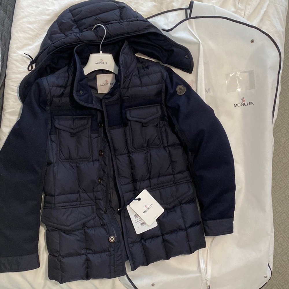 MONCLER Jacob Jacket in Navy